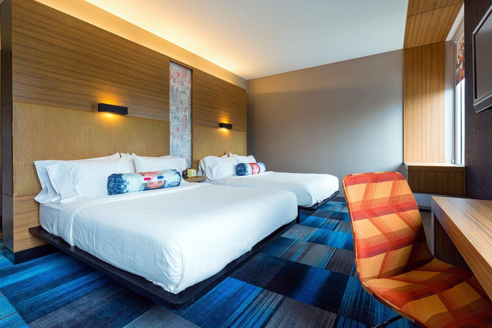 Отель Aloft Лексингтон Экстерьер фото